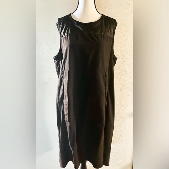 The North Face Dresses & Skirts - The North Face Active Wear Sleeveless Dress Size Large